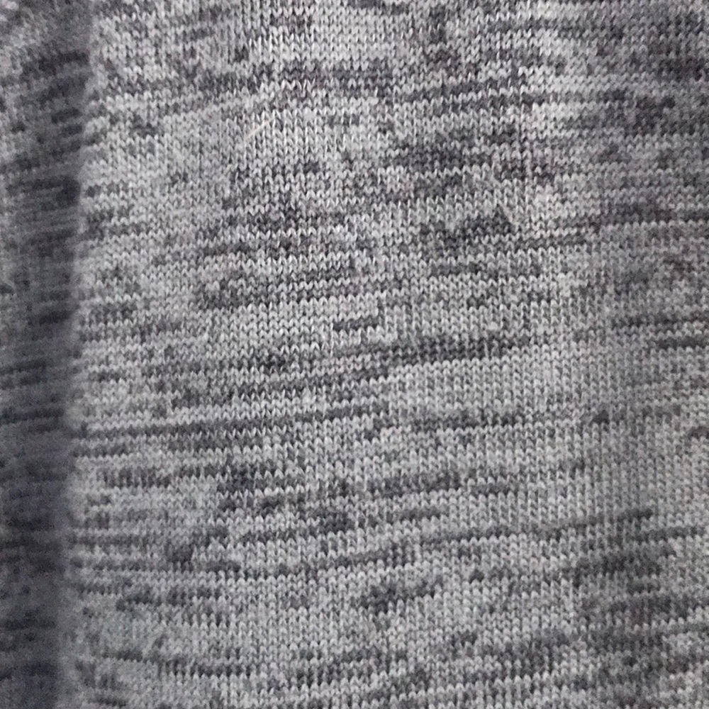 Two sweatshirts - Picture 3 of 6